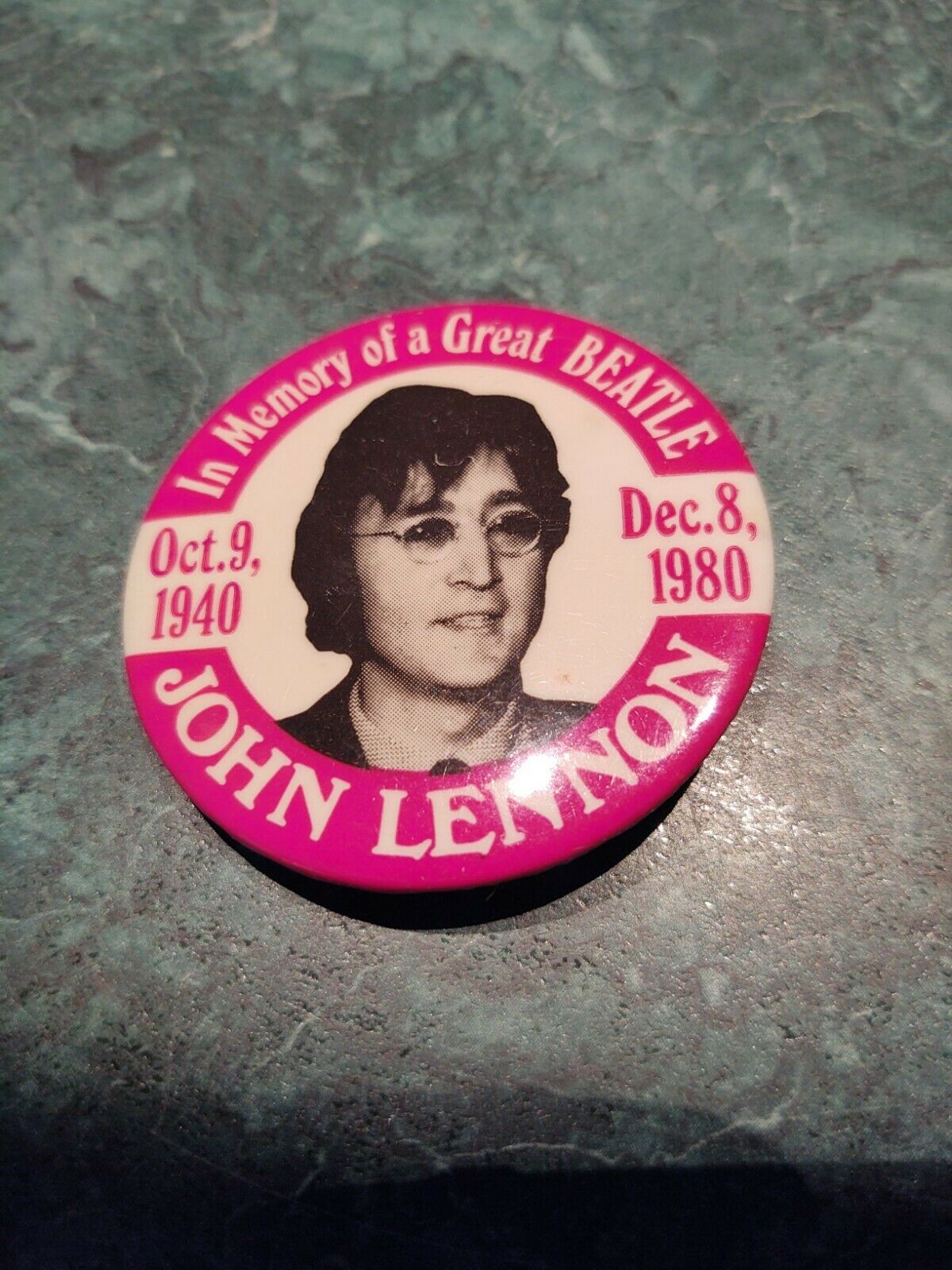 Vintage John Lennon Pin Back, 1940-1980