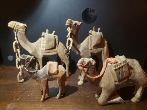 Wooden Camels Set Of 4