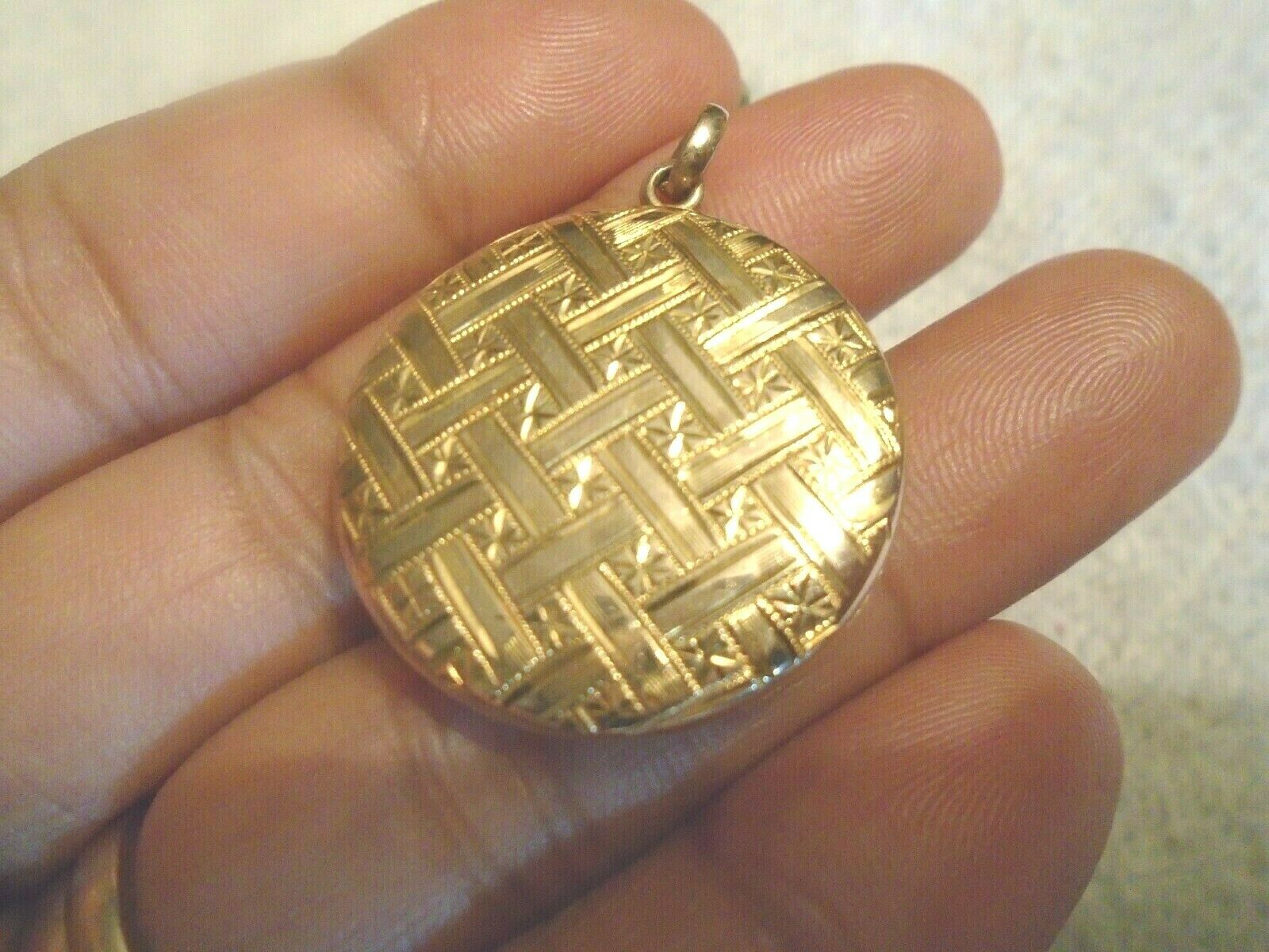 Rare Unique Antique Victorian 10k Gold Etched/chase Weave Locket Pendant