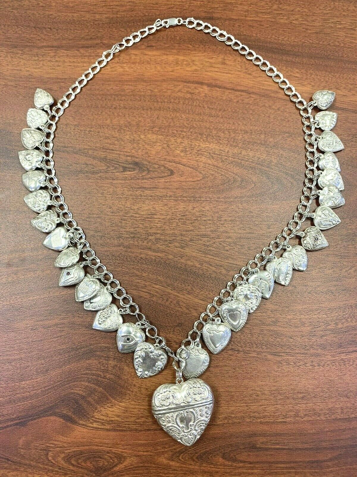 Victorian Sterling Silver 31 Puffy Heart Charm Necklace Top Lid Heart Holder